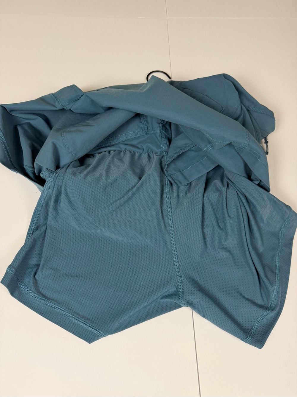 Duluth Trading Blue Hiking Travel Skort Size 8 - Picture 3 of 8